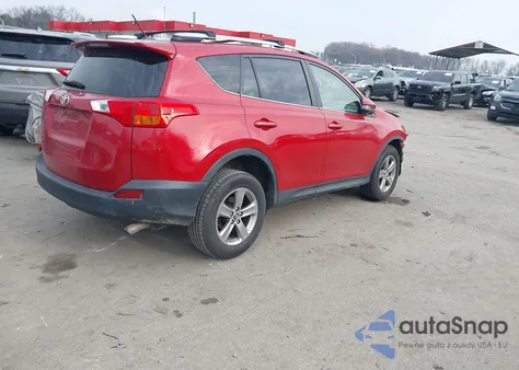 2015 Toyota Rav4 Xle z USA, uszkodzony, nr VIN JTMRFREVXFD111719